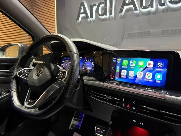 Volkswagen Golf (2022) — foto 11 van 29