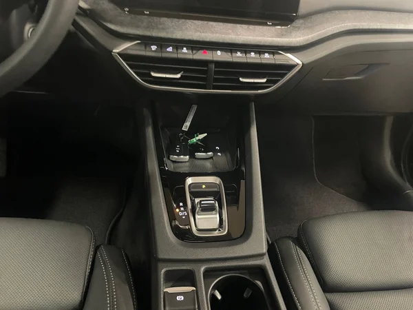 SKODA Octavia Combi (2025) — foto 5 van 21