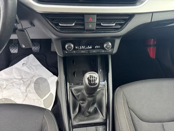 SKODA Kamiq (2021) — foto 3 van 18