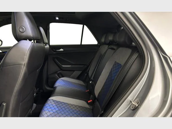 Volkswagen T-Roc R (2023) — foto 15 van 23