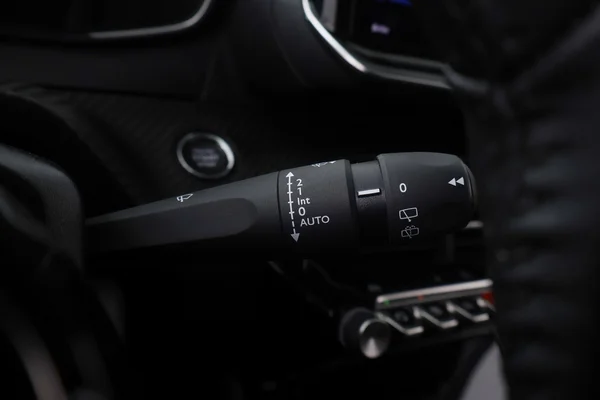 Peugeot E-208 (2025) — foto 11 van 74