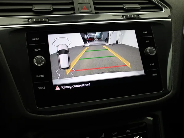 VOLKSWAGEN Tiguan Allspace (2024) — foto 14 van 21