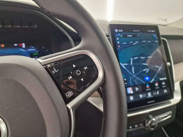 Volvo XC90 (2026) — foto 6 van 17