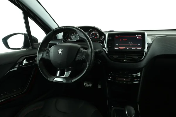 Peugeot 2008 (2008) — foto 4 van 16