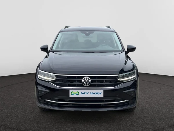 VOLKSWAGEN Tiguan (2022) — foto 11 van 22