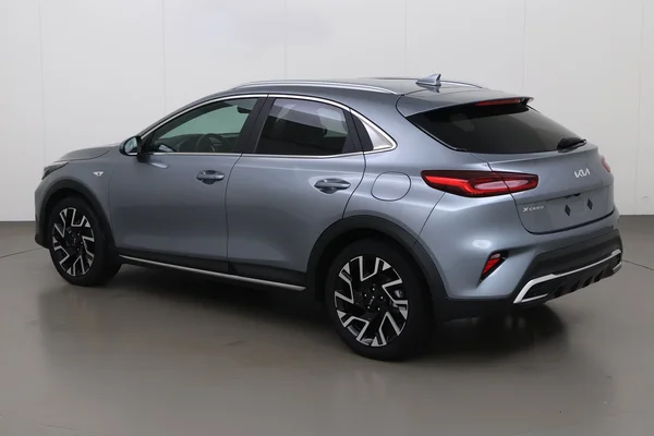 Kia Xceed (2023) — foto 13 van 19