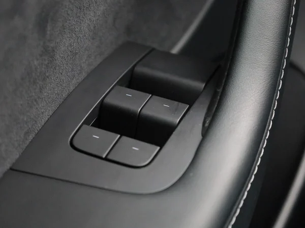 Tesla Model 3 (2022) — foto 25 van 46