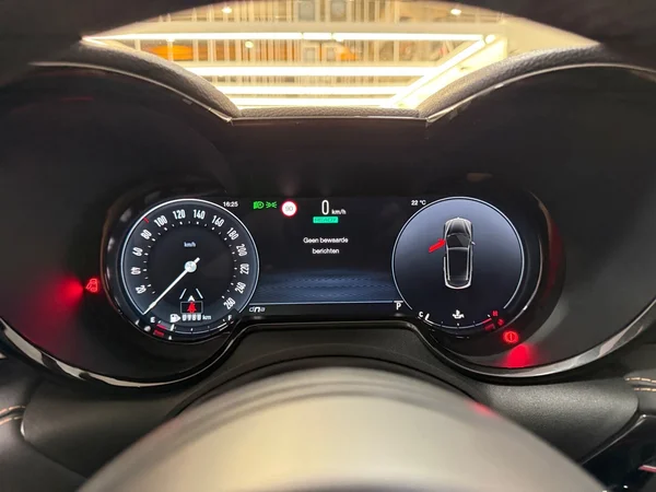 Alfa-Romeo Tonale (2024) — foto 7 van 28