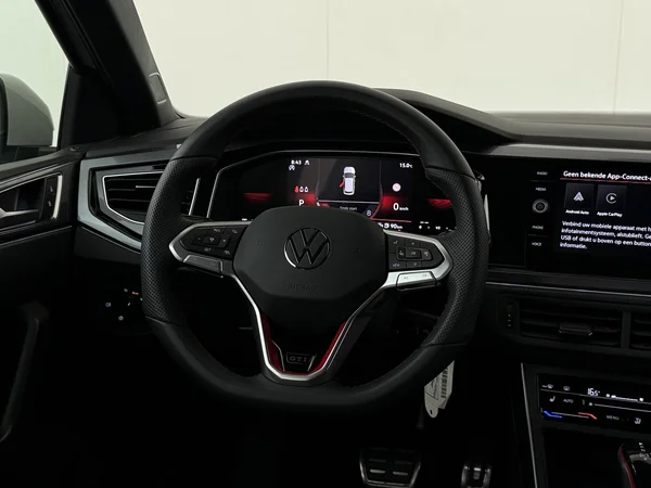 VOLKSWAGEN Polo GTI (2025) — foto 14 van 29