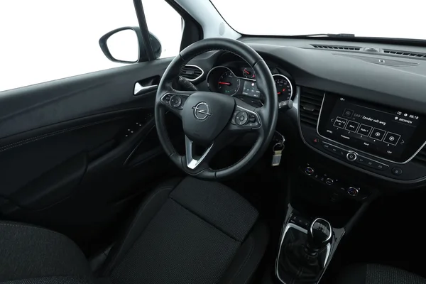Opel Crossland X (2022) — foto 4 van 16