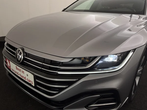 VOLKSWAGEN Arteon (2022) — foto 24 van 30