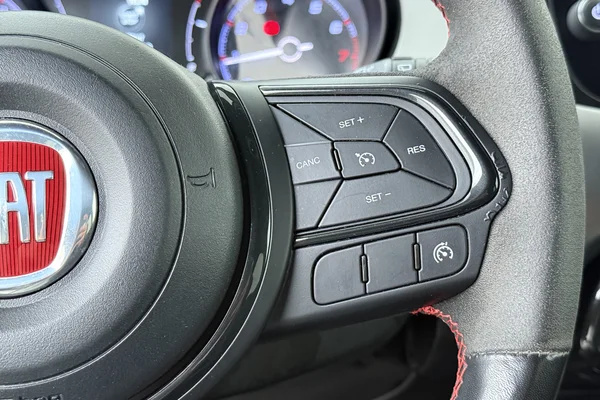 Fiat 500x (2020) — foto 6 van 26