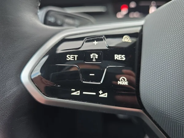 VOLKSWAGEN ID.7 (2024) — foto 15 van 37