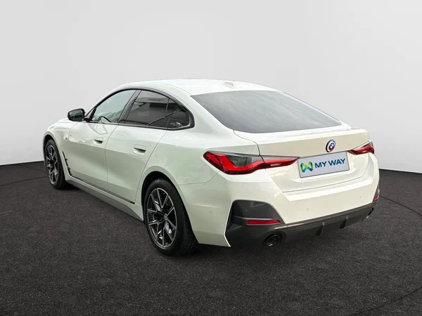 BMW 4 Gran Coupe (G26) (2022) — foto 19 van 24