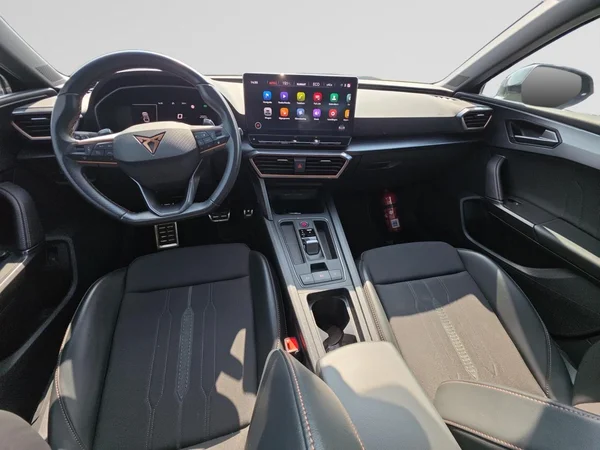 CUPRA Leon ST e-Hybrid (PHEV) (2022) — foto 2 van 24