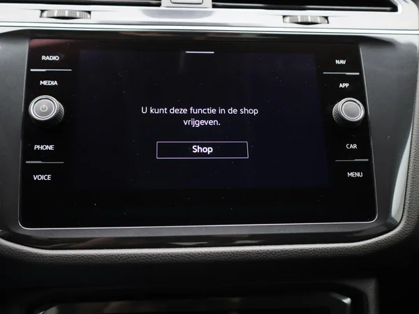 Volkswagen Tiguan (2022) — foto 14 van 45