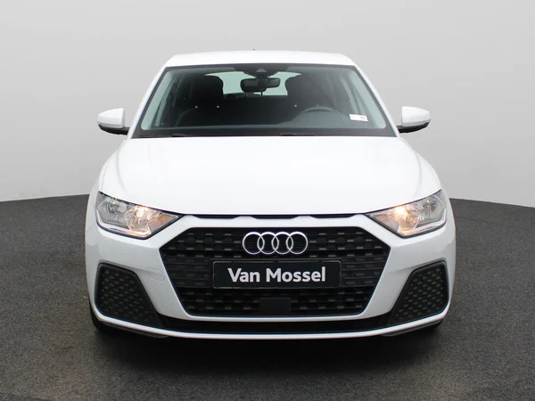 Audi A1 Sportback (2023) — foto 23 van 38