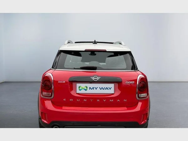 MINI COOPER COUNTRYMAN (2019) — foto 26 van 27