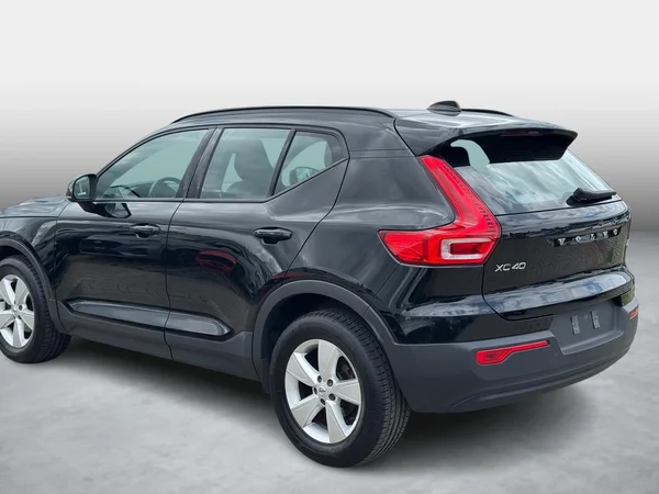 Volvo XC40 (2020) — foto 19 van 22
