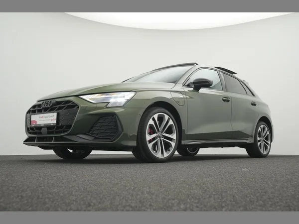 AUDI A3 Sportback PHEV (2025) — foto 32 van 35