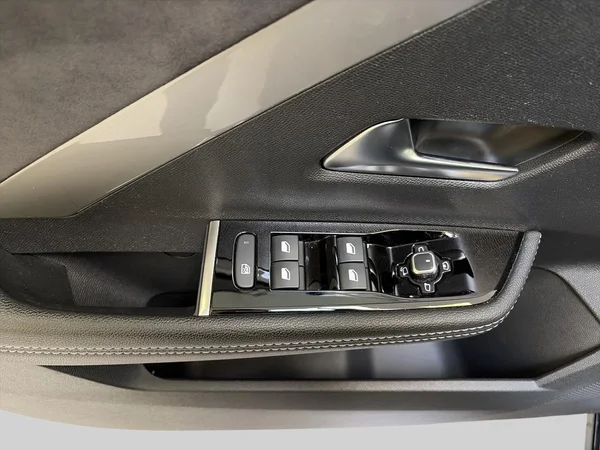 Opel Astra (2023) — foto 7 van 26