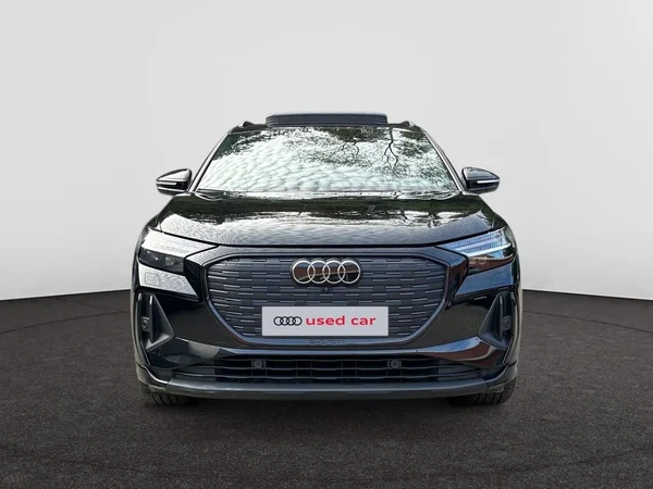 AUDI Q4 e-tron (2025) — foto 12 van 27