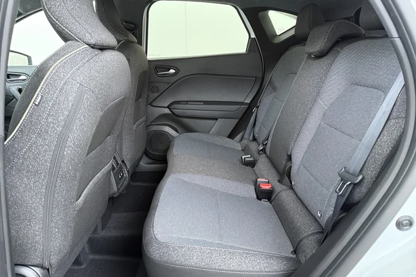 Renault Captur E-Tech (HEV) (2026) — foto 15 van 16