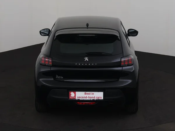 PEUGEOT 208 (2023) — foto 23 van 26