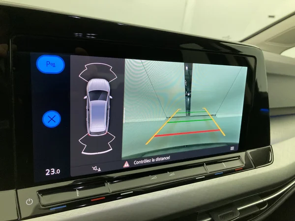 VOLKSWAGEN Golf Variant VIII (2021) — foto 24 van 36