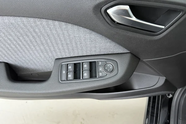 Renault Clio V Phase II (2026) — foto 8 van 18