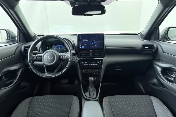 Toyota Yaris Cross Hybrid (HEV) (2025) — foto 18 van 18