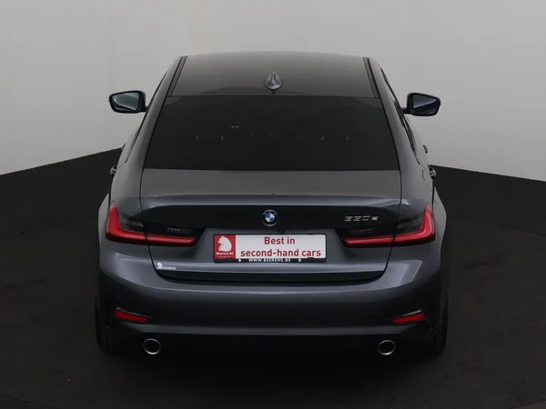 BMW 330 (2020) — foto 27 van 30