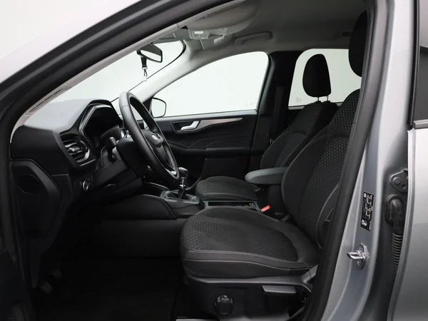 Ford Kuga (2025) — foto 38 van 38