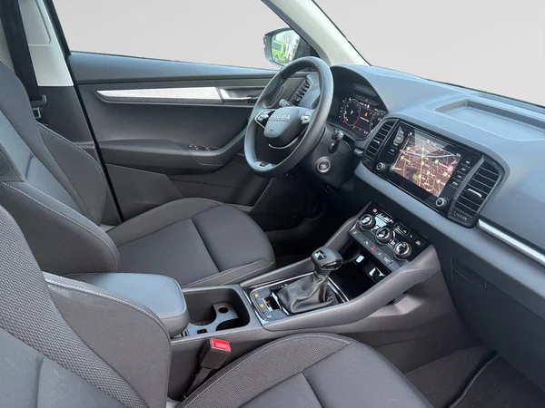 SKODA Karoq (2025) — foto 5 van 23