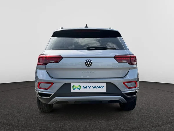 VOLKSWAGEN T-Roc (2022) — foto 21 van 25