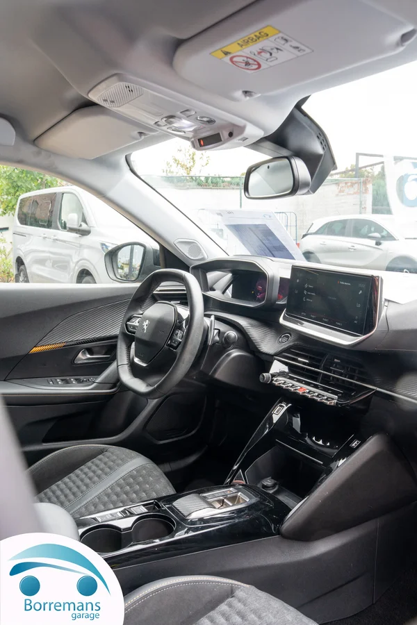 Peugeot 2008 (2022) — foto 17 van 45