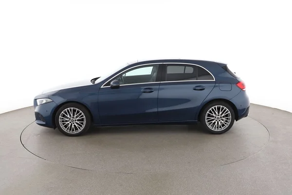 Mercedes-Benz A-Klasse (2021) — foto 9 van 16