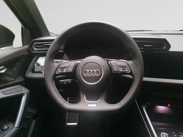 AUDI A3 Sportback PHEV (2026) — foto 2 van 16