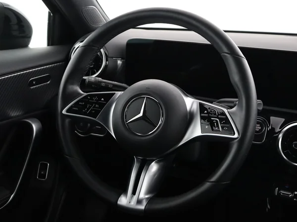 MERCEDES A 250 (2023) — foto 14 van 32