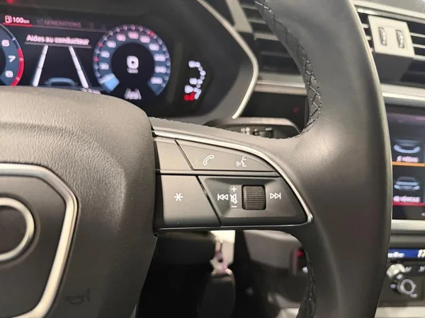 AUDI Q3 (2021) — foto 18 van 29