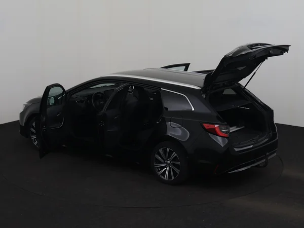 TOYOTA Corolla (2021) — foto 29 van 30