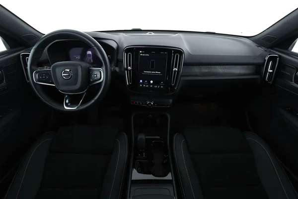 Volvo C40 (2022) — foto 3 van 16