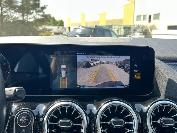 MERCEDES-BENZ GLA (H247) (2022) — foto 14 van 31