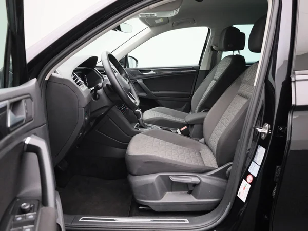 Volkswagen Tiguan (2024) — foto 5 van 43