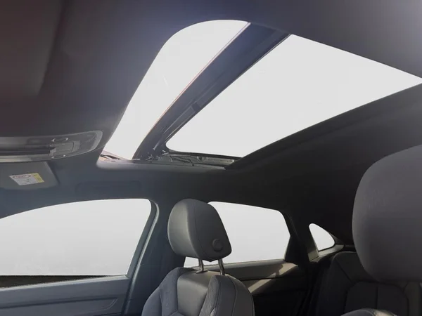 AUDI Q3 Sportback (2023) — foto 13 van 22