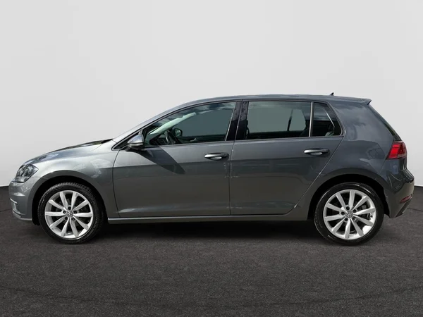 VOLKSWAGEN Golf VII Dsl (2018) — foto 12 van 21