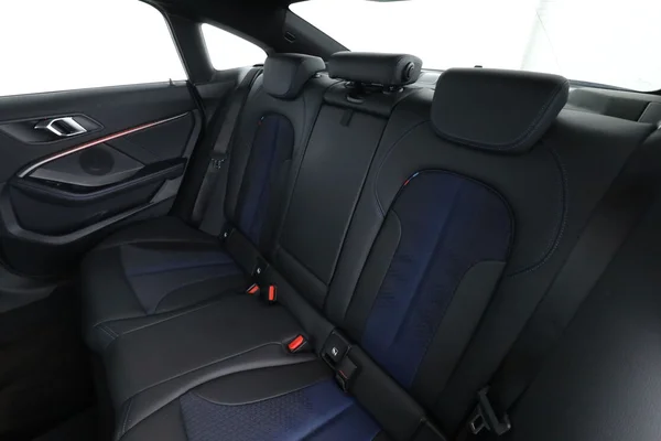 BMW 2-serie (2022) — foto 5 van 16