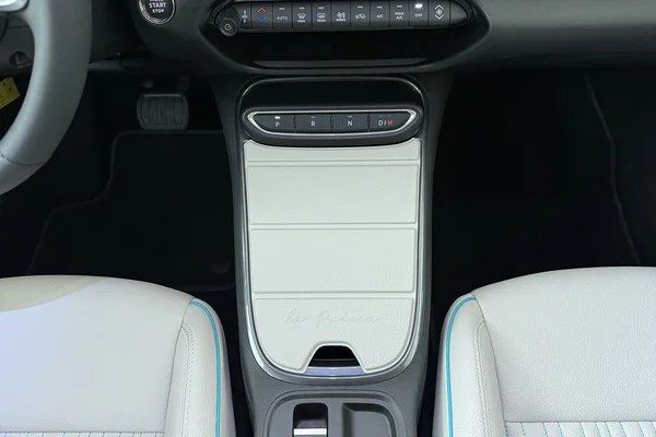 Fiat 600 (2025) — foto 4 van 18