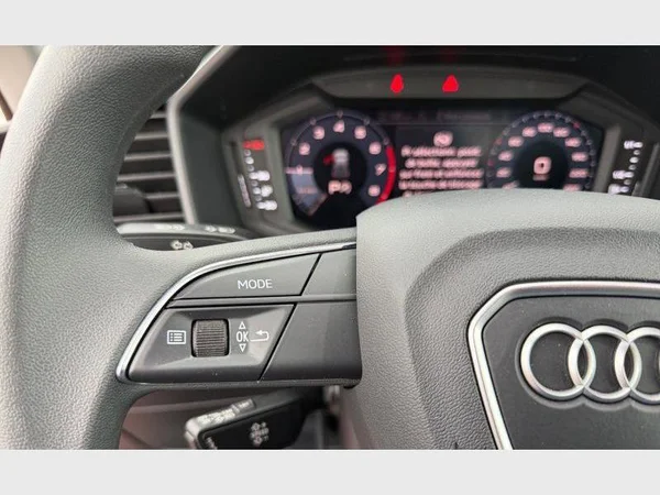 Audi A1 citycarver (2021) — foto 11 van 21