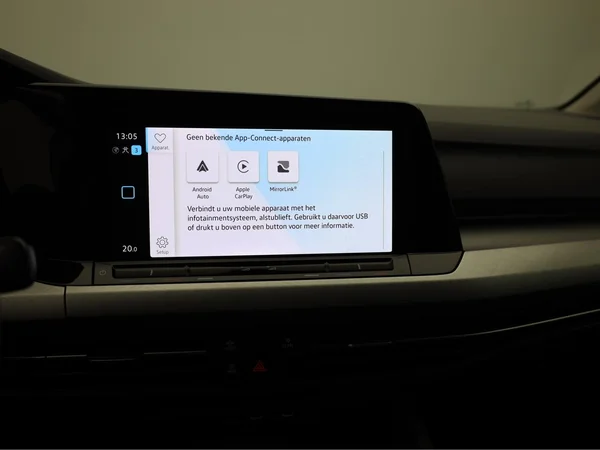 VOLKSWAGEN Golf VIII SW (2023) — foto 10 van 19